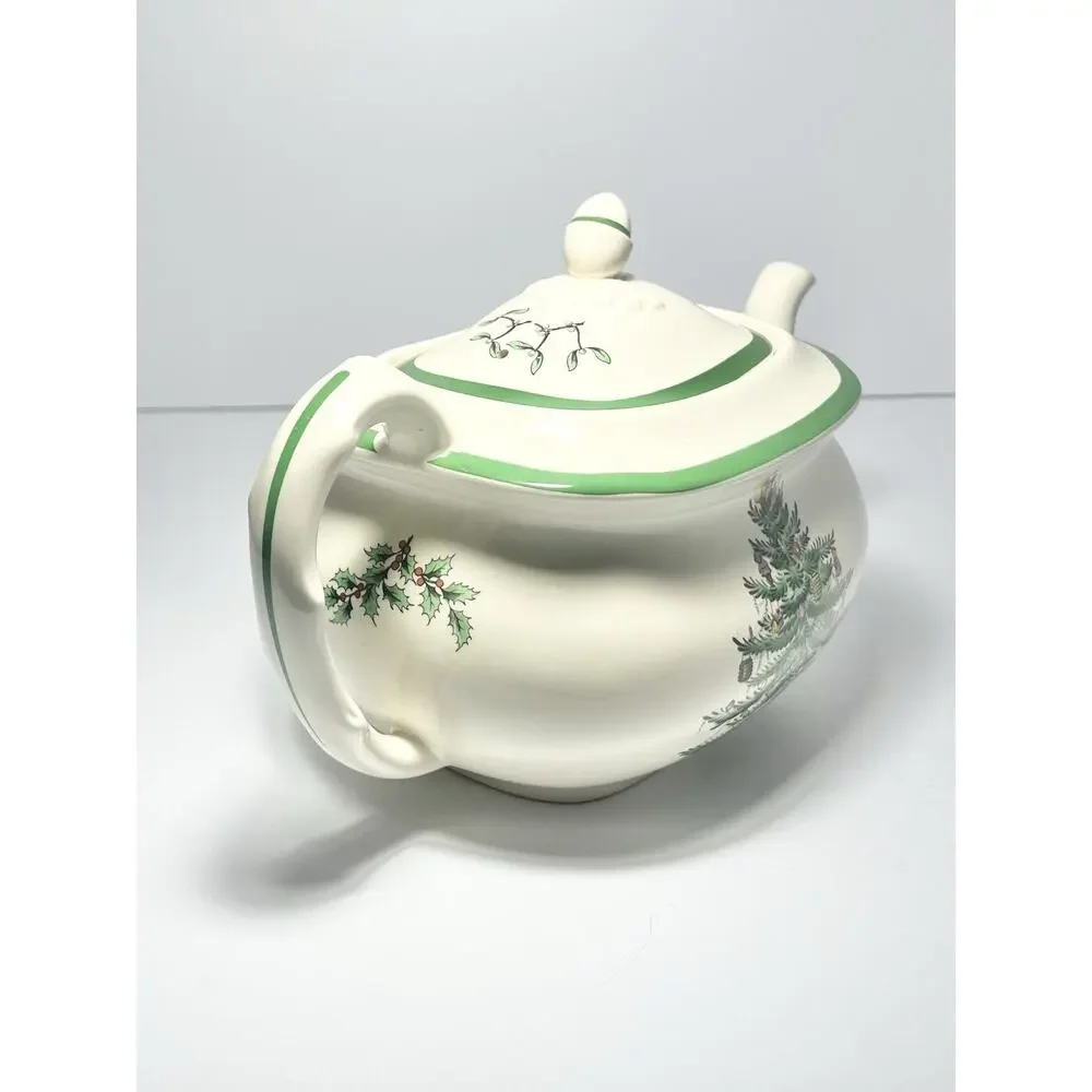 Spode “Christmas Tree” Ceramic Teapot & Lid 6” 44oz